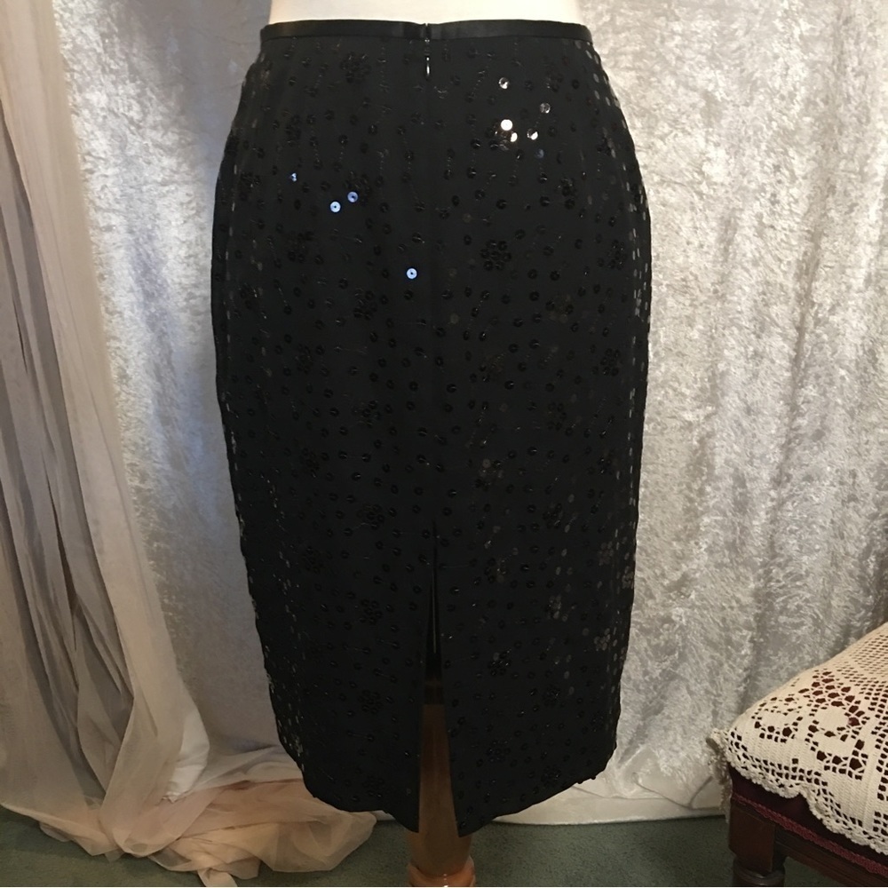 Ann Taylor Pencil Skirt Black Sequins Size 6